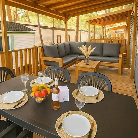 Domaine La Yole, Mobile-home Pour 6 Pers * Vendres