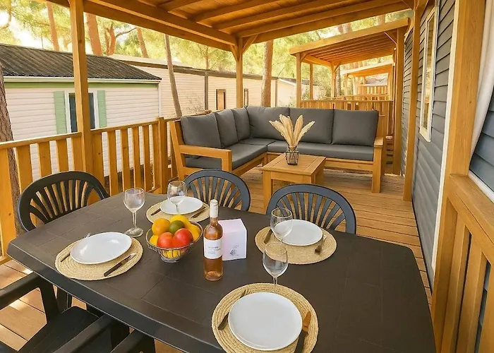 Domaine La Yole, Mobile-home Pour 6 Pers * Vendres